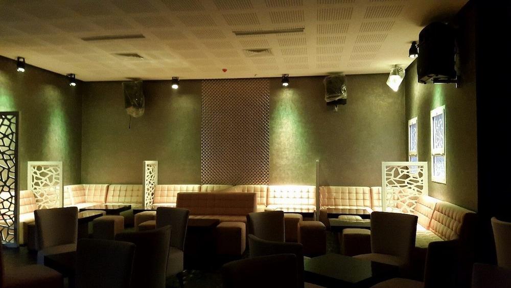 Relax Hotel Oujda Esterno foto