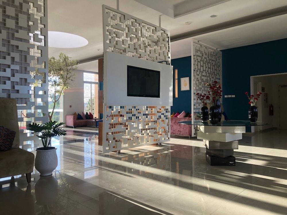 Relax Hotel Oujda Esterno foto