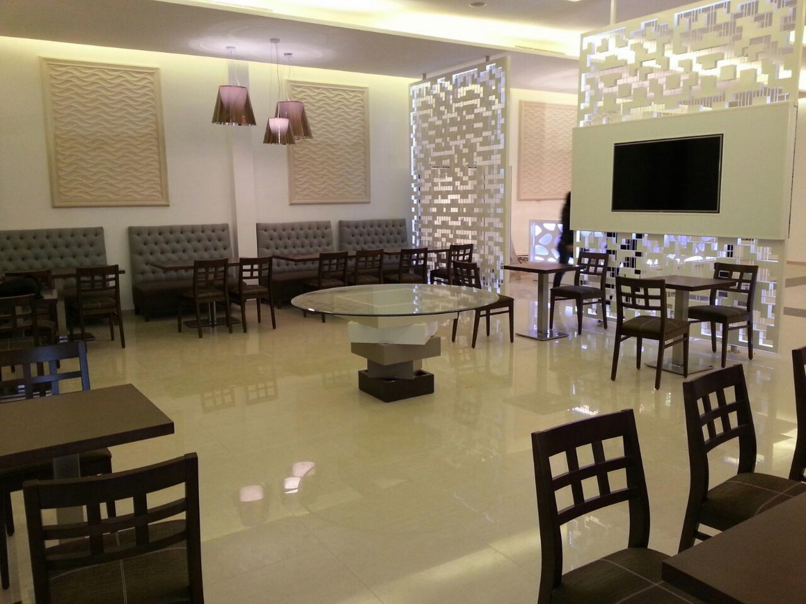 Relax Hotel Oujda Esterno foto