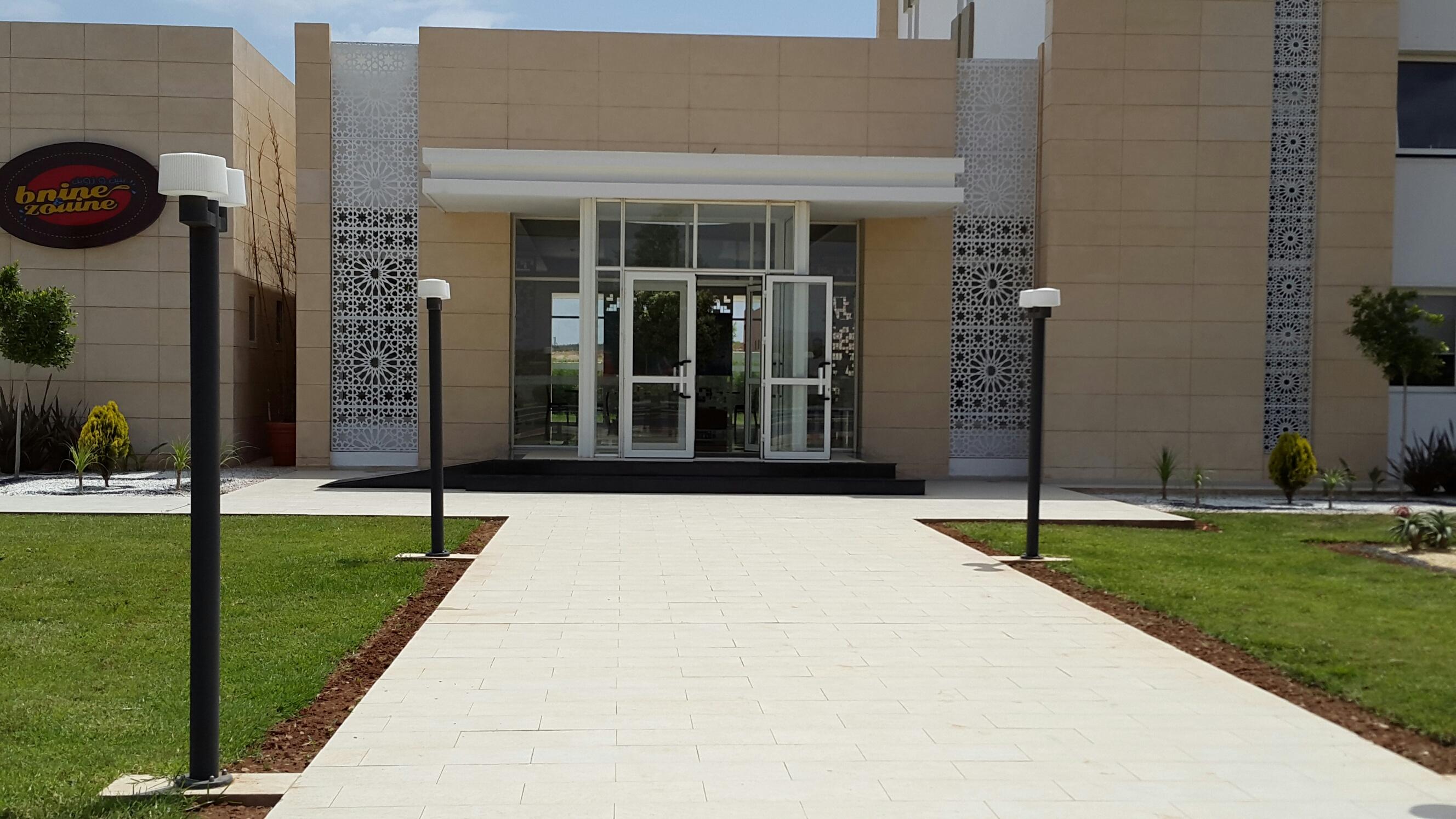 Relax Hotel Oujda Esterno foto